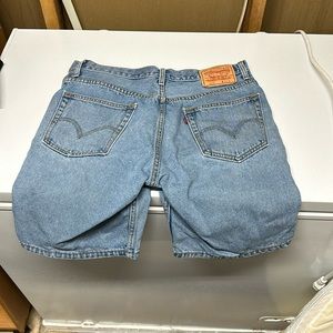 505 Levi jean shorts